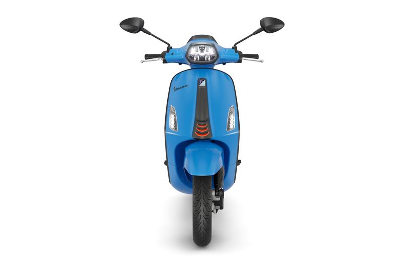 Vespa Sprint S - front