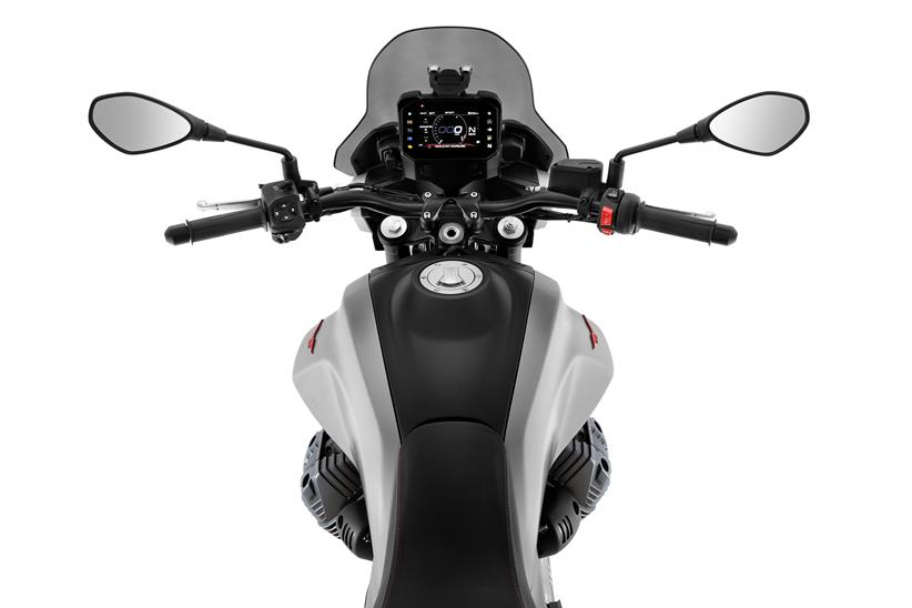 V85 Strada - dials