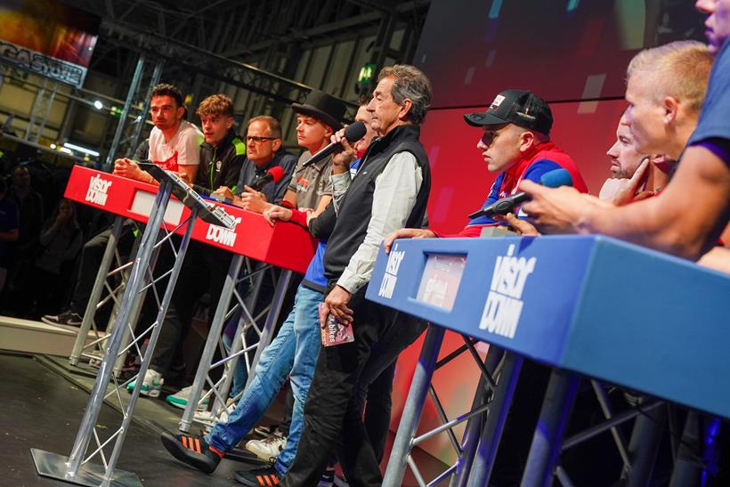 Motorcycle live - racing panel