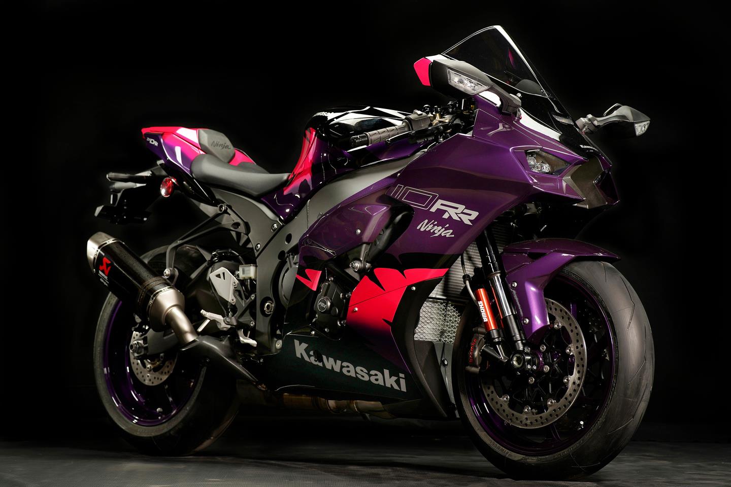 Blast from the past! Kawasaki reveal retro ZX-10RR liveries | MCN
