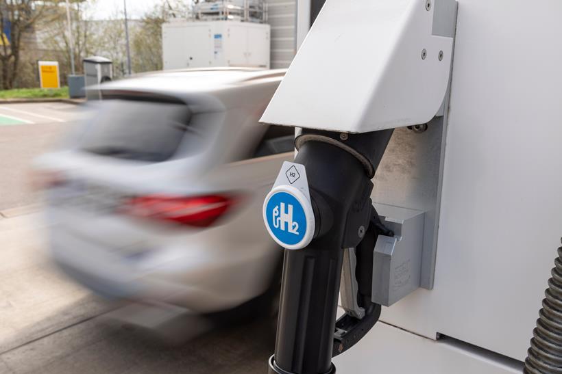 Hydrogen filling station