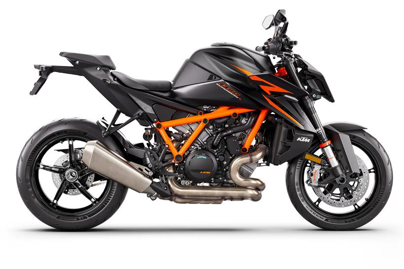 2024 KTM 1390 Super Duke R in black side profile