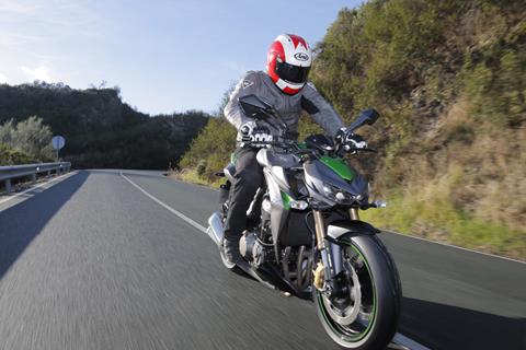 Video: Kawasaki Z1000 first ride