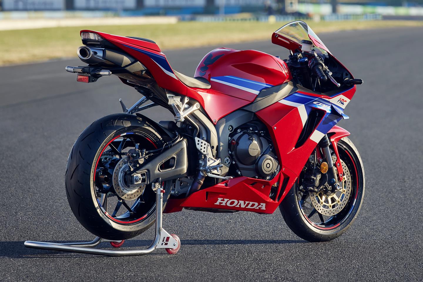 Honda cbr600rr 2021 deals price