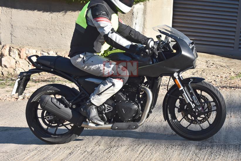 Triumph Thruxton 400 spy shot right side