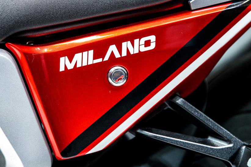 Moto Morini Milano 1200 side panel