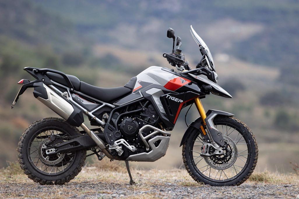 Triumph Tiger 900 Rally Pro 2024 - Precio, ficha técnica, opiniones y