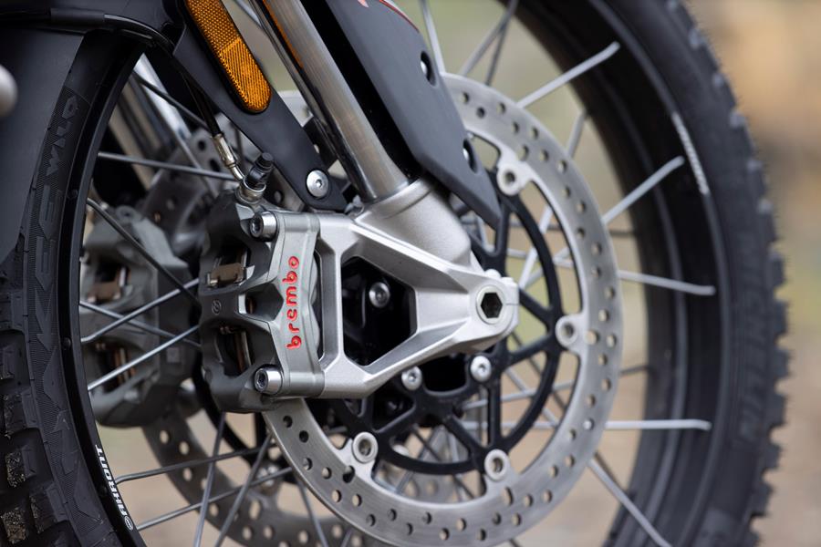 2024 Triumph Tiger 900 Rally Pro front brakes