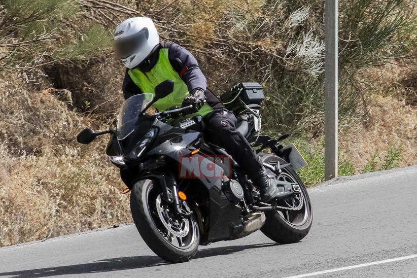 Triumph Daytona 660 test bike spied in action