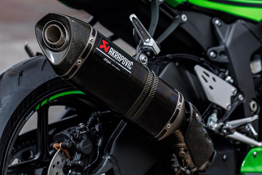 2024 Kawasaki Ninja ZX-6R exhaust