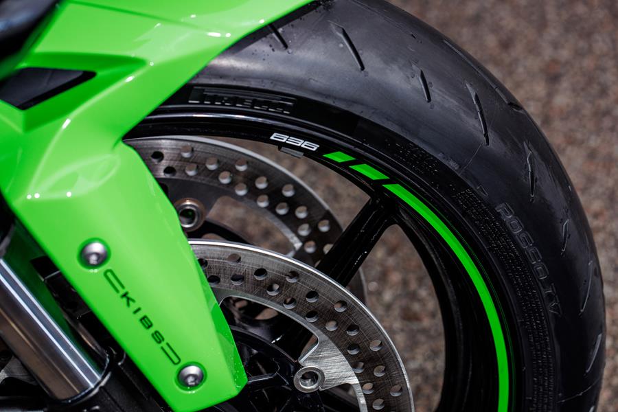 2024 Kawasaki Ninja ZX-6R front wheel