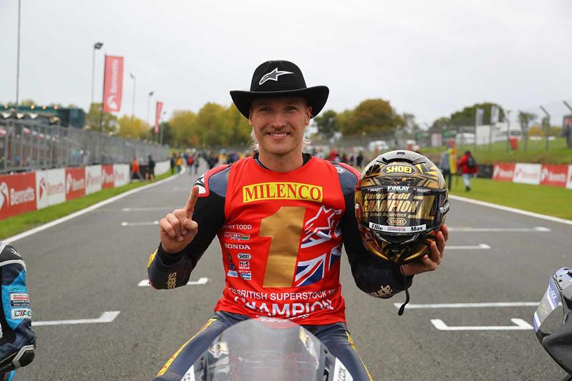 Davey Todd celebrates being crowned 2022 Pirelli National Superstock Champion