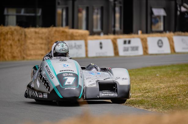 Goodwood Member Meeting to host exciting sidecar action