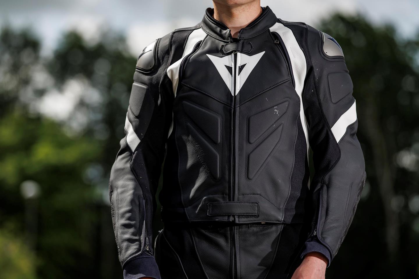 Dainese Avro 4 two-piece suit review | 1000 miles on test