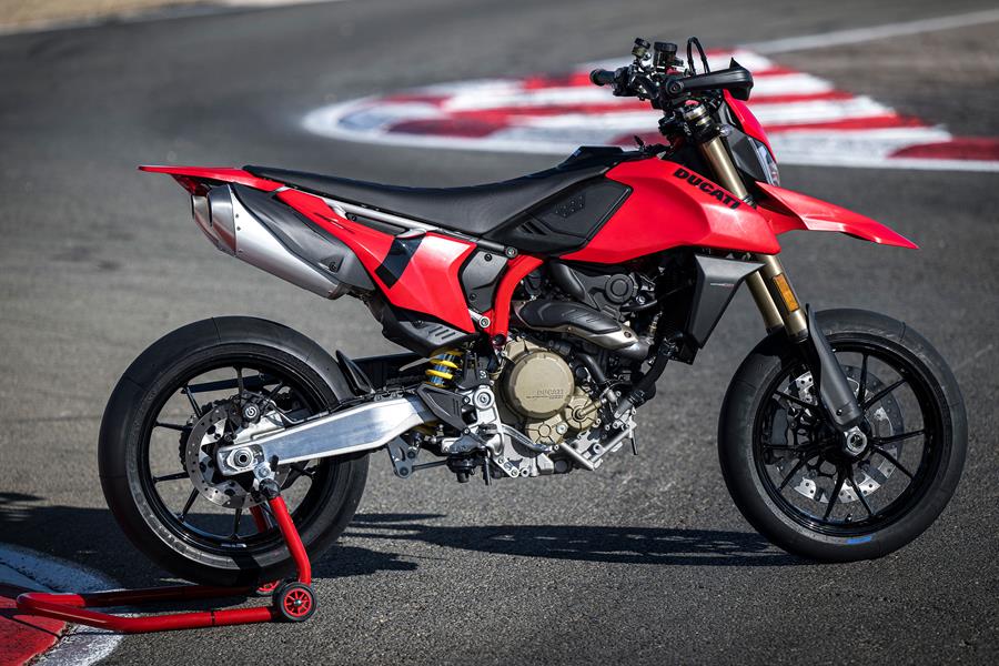 Ducati Hypermotard 698 Mono static right side