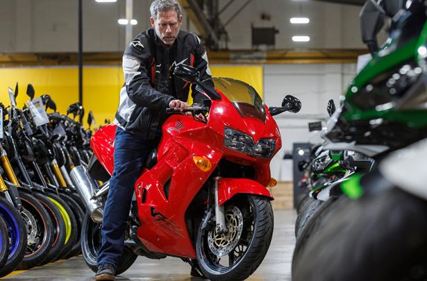 Used sport bikes for sale under $3000 on sale