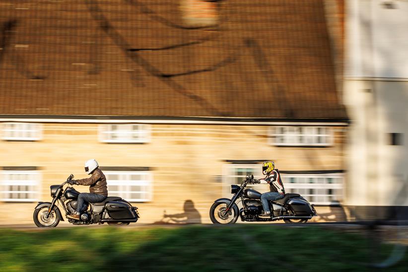 Indian Springfield Dark Horse and BMW R18 Roctane ridden across fenland downs in the UK
