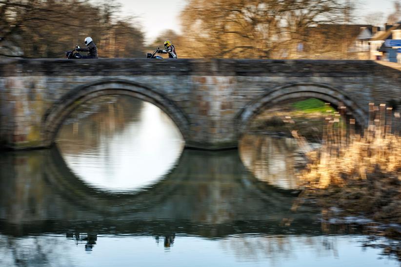 Baggers on a bridge: BMW R18 Roctane and Indian Springfield Dark Horse