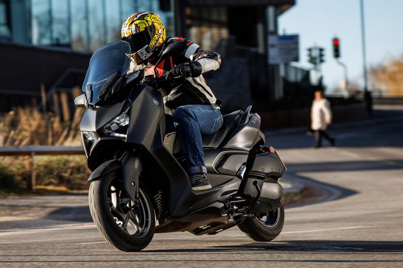 Yamaha XMAX 300 ridden in town