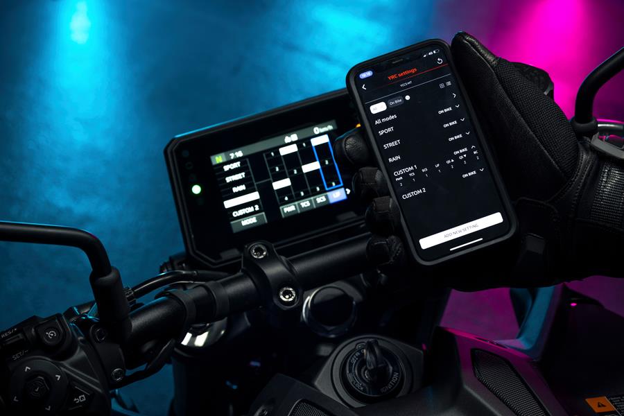 2024 Yamaha MT-09 TFT screen