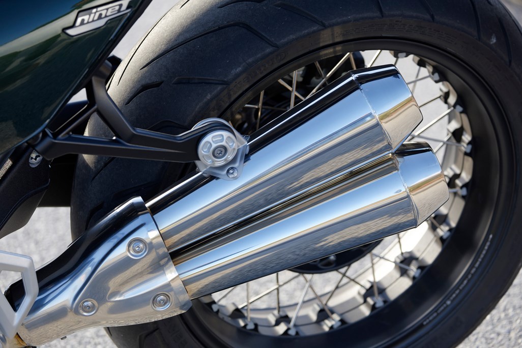 2024 BMW R12 nineT Review – different name, same brilliant BMW