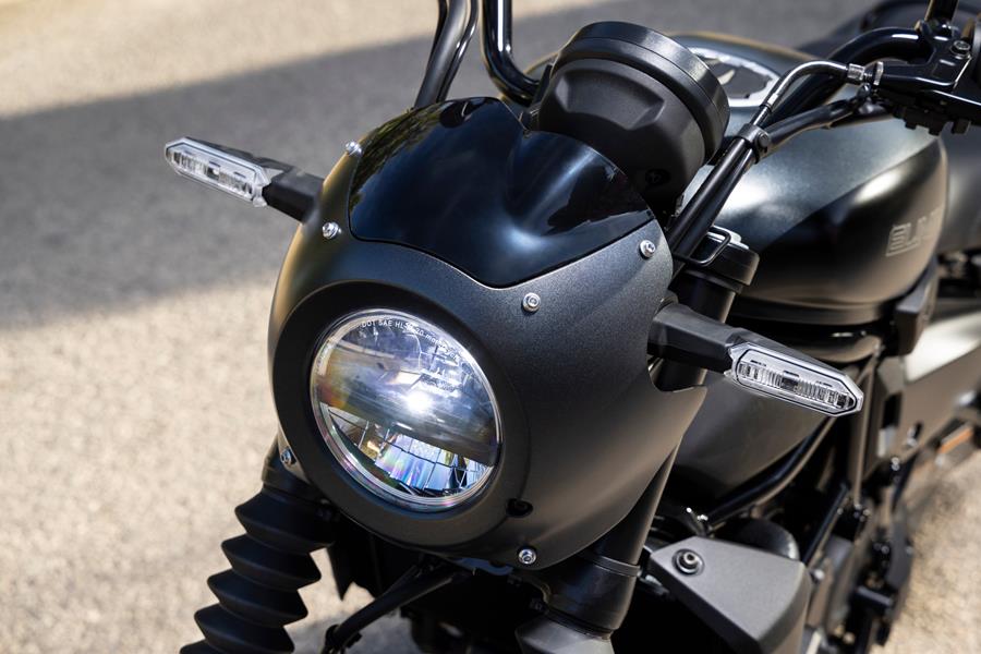 2024 Kawasaki Eliminator 500 headlight