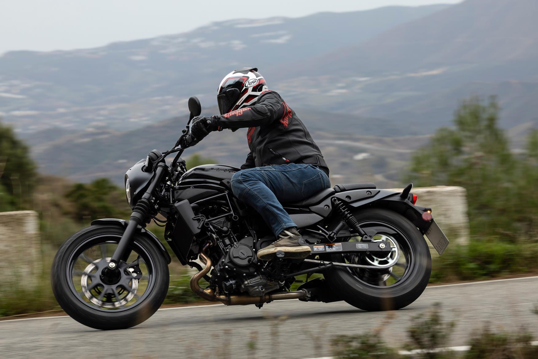 2024 Kawasaki Eliminator 500 SE Review Sweet And Low 2024-kawasaki-eliminator-500-se-review-sweet-and-low