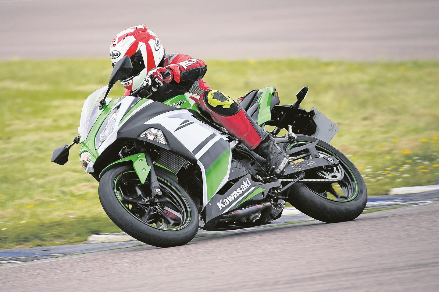 Expert guide to buying used Kawasaki Ninjas from £1500