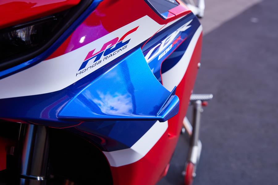 2024 Honda CBR600RR aero winglet