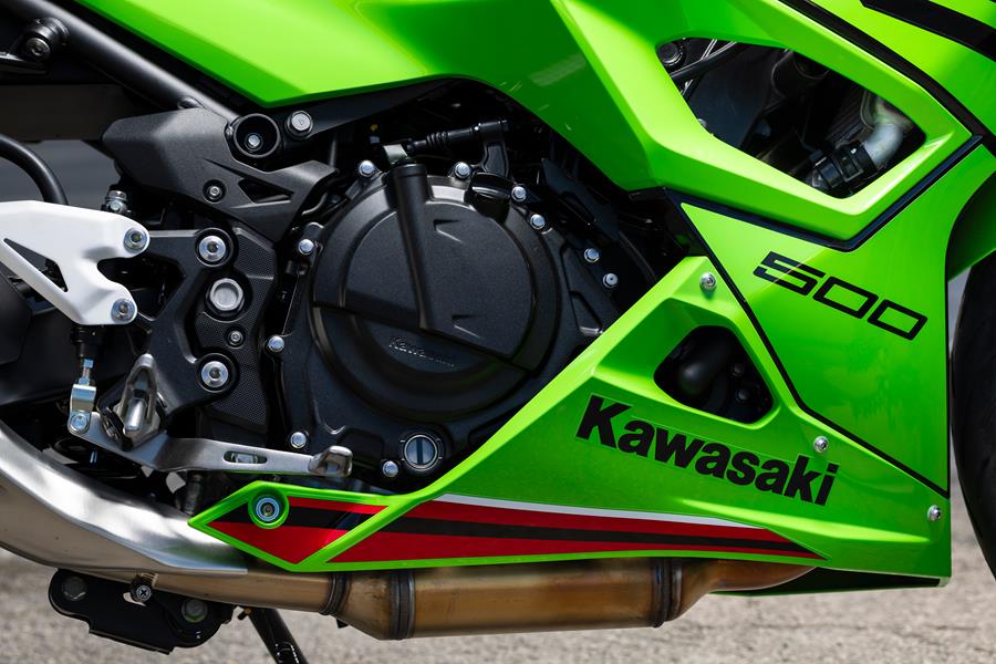 Kawasaki Ninja 500 engine