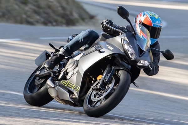 Triumph Daytona 660 tested for MCN by Carl Stevens