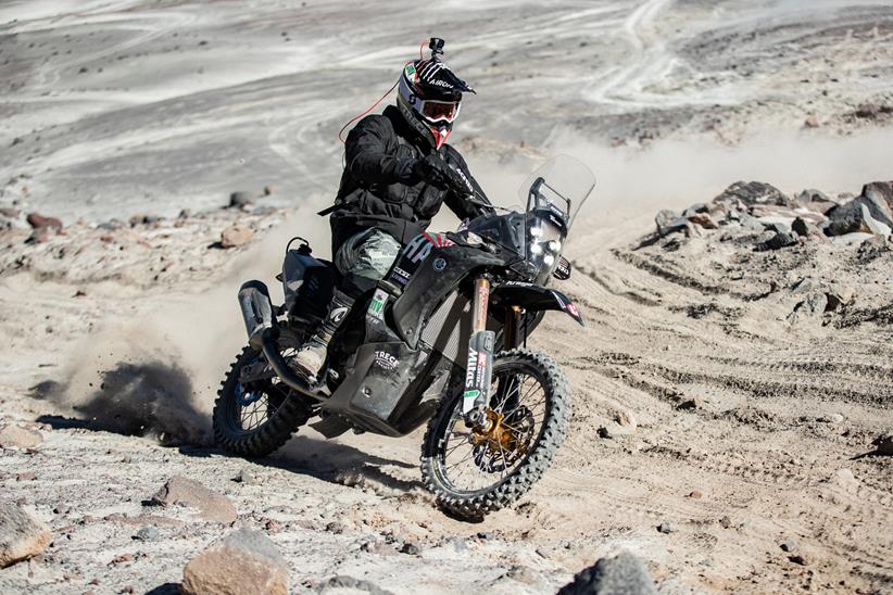 Pol Tarrés charging hard through soft sandy terrain