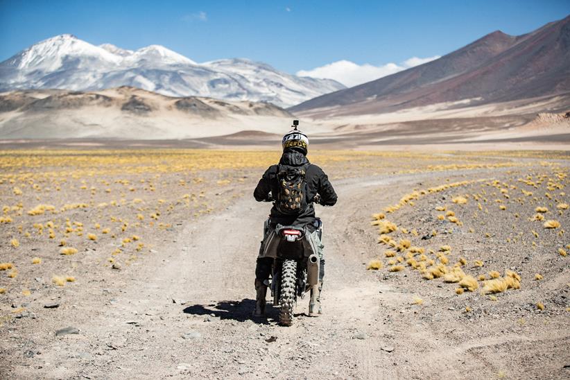 Pol Tarrés surrounded by the imposing Chilean mountains