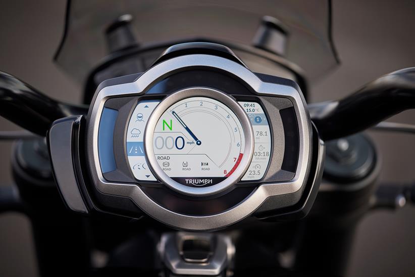 2024 Triumph Rocket 3 TFT dashboard