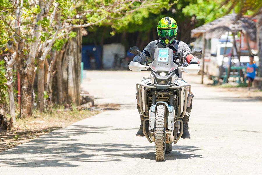 CFMoto 450MT ridden on the road from the front