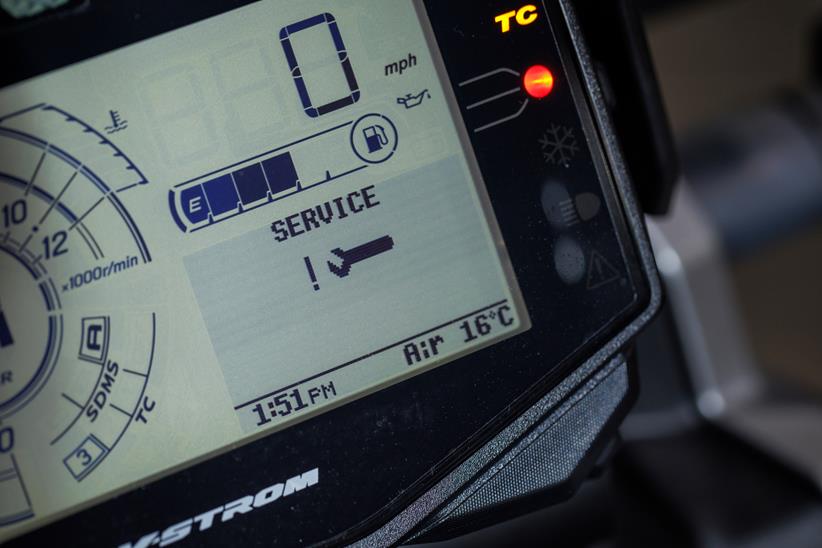 Suzuki V-Strom 1050 clocks