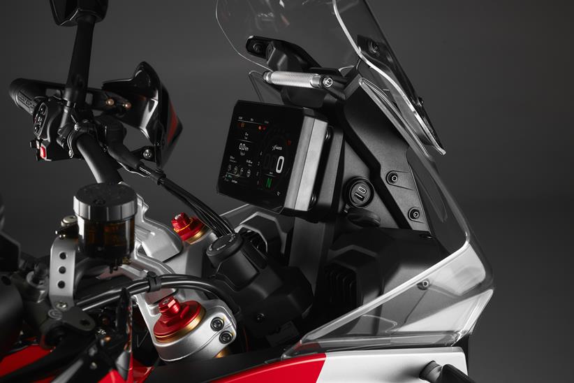 MV Agusta Enduro Veloce dash