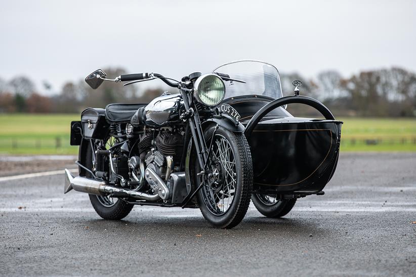 Brough Superior SS80 sidecar outfit sold at Shuttleworth auction