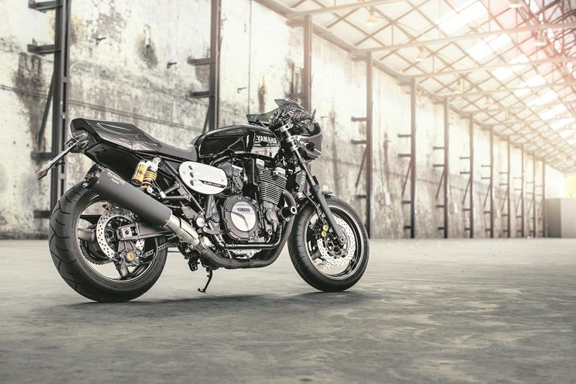 Yamaha XJR1300 Racer