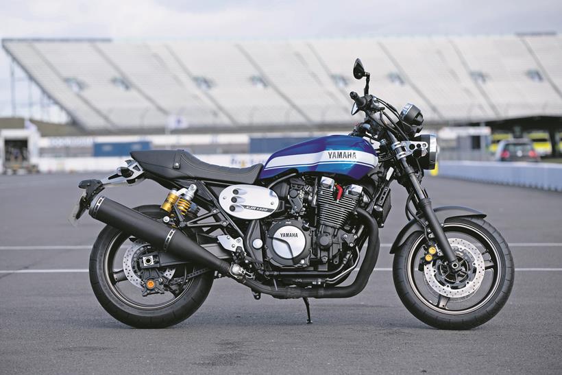 Yamaha XJR1300