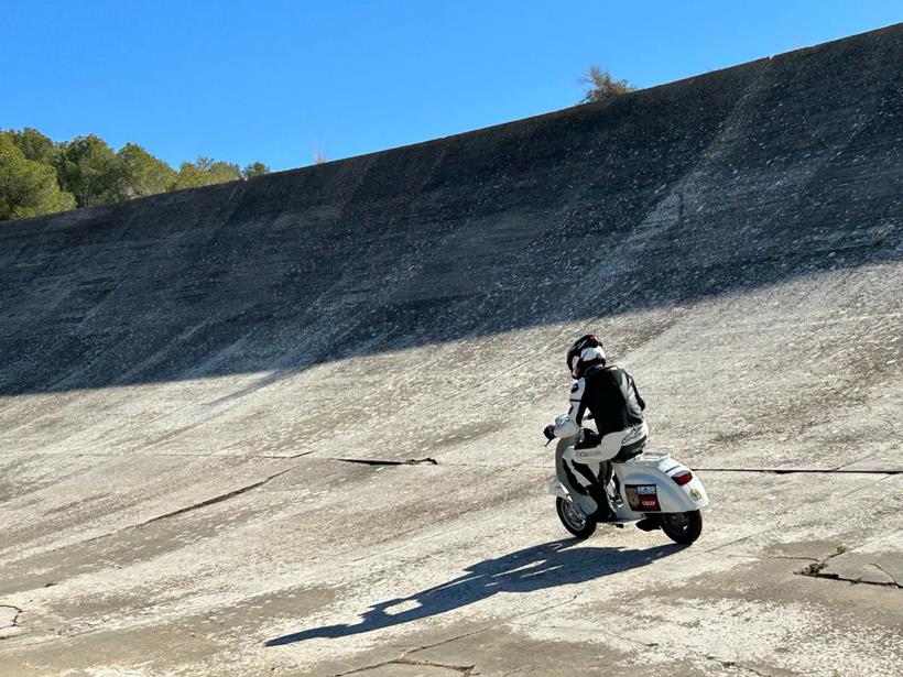 Valerio Boni tackles the banked sides of the Sitges-Terramar circuit in Catalunya, Spain