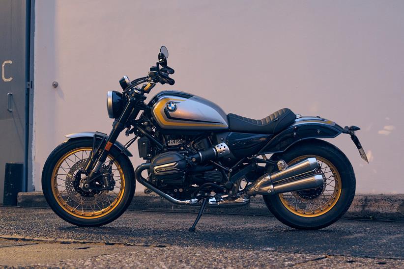 BMW R12 used as other option to BMW R12 nineT or Triumph Speed Twin 1200