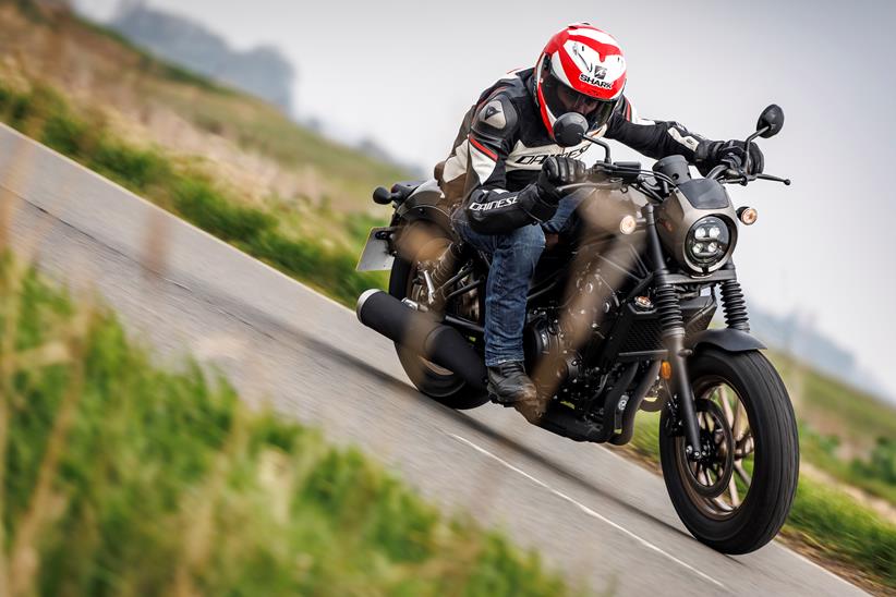 Honda CMX500 Rebel leaning into a right hand turn