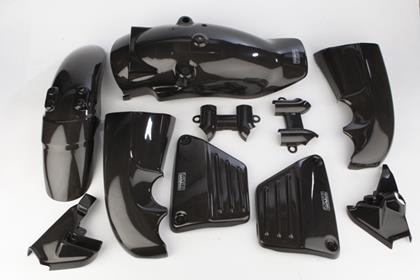 Cover your old-style Yamaha V-Max in carbon