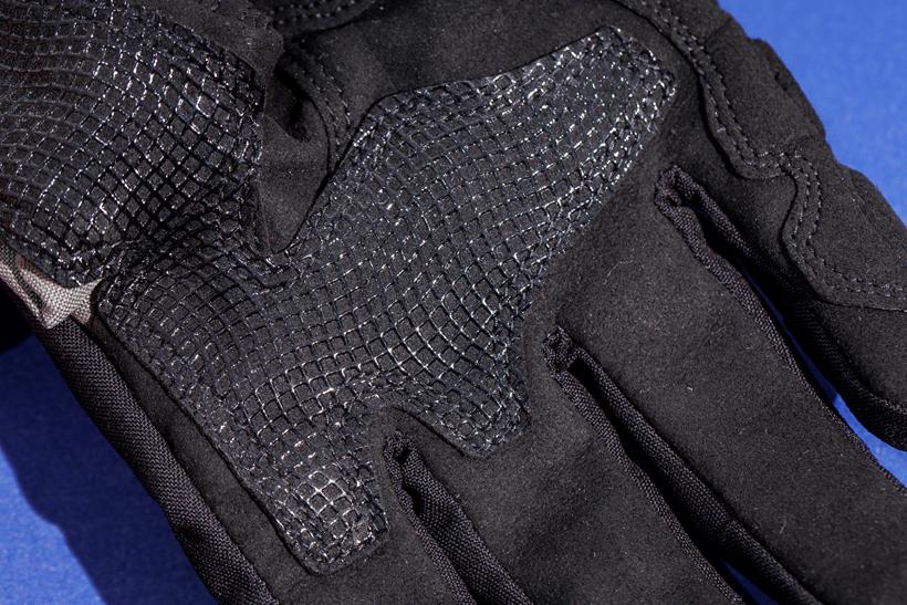 The LS2 Snow gloves, close up on the palm