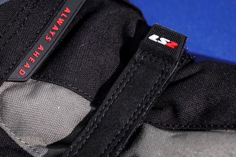 The LS2 Snow gloves, close up on the wrist strap