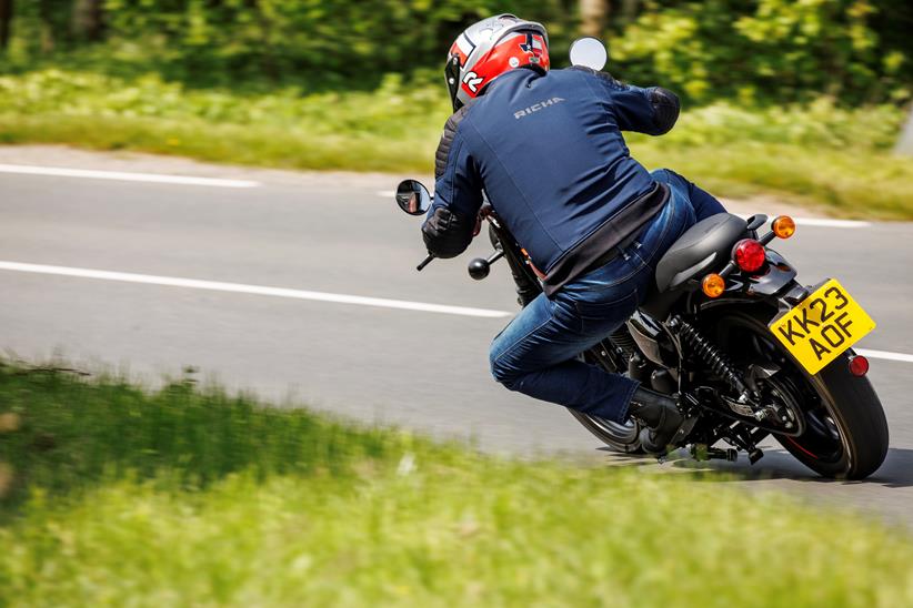 2024 Royal Enfield HNTR - riding into a corner