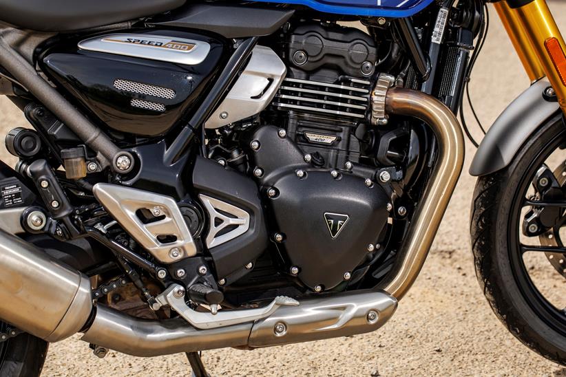 2024 Triumph Speed 400 - engine and exhaust close up