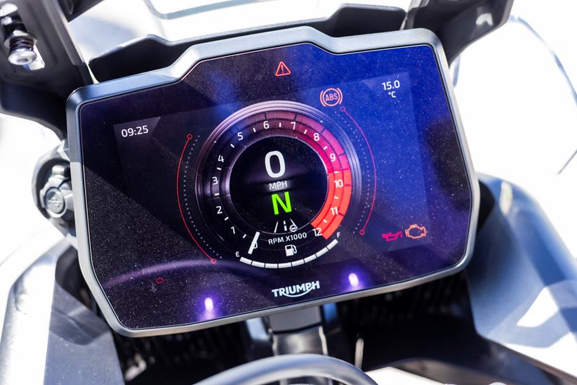 2024 Triumph Tiger 900 Rally Pro - detailed shot of dash