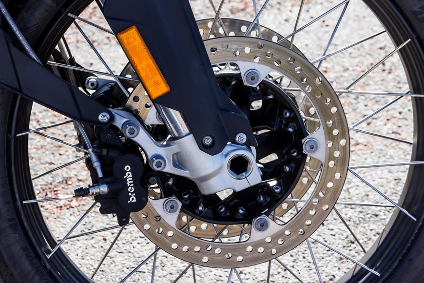 BMW F900GS Adventure vs Triumph Tiger 900 Rally Pro